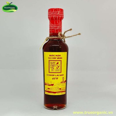 Nước mắm Tĩn cá cơm vàng chai thủy tinh 60n 250ml